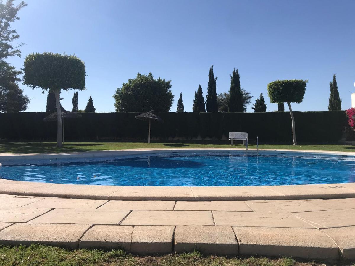 Villamartin, Lovely 2 Bed House, Short Walk To The Plaza. Orihuela Bagian luar foto